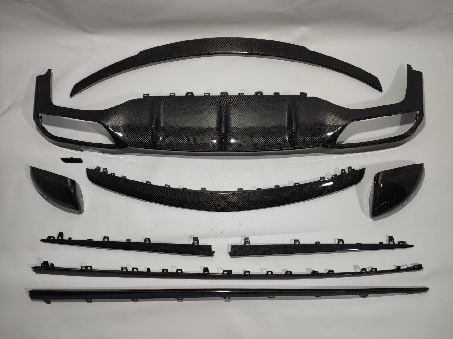 Carbon Full Body Kit for Mercedes-Benz E-Class W213